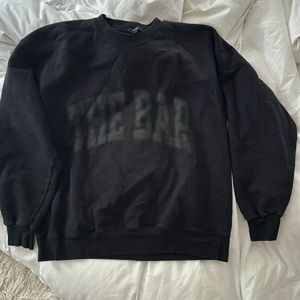 The bar sweatshirts black and white